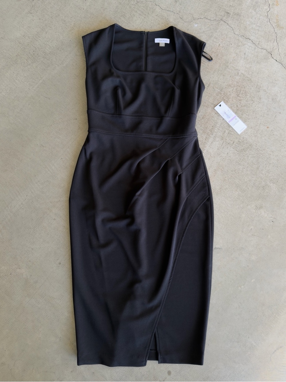 Calvin Klein / Tulip Hem Sheath Dress / Black